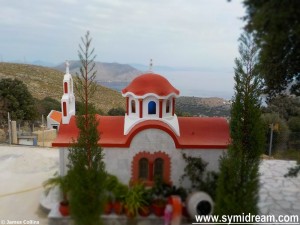 Walking through the Kato Meria area of Symi