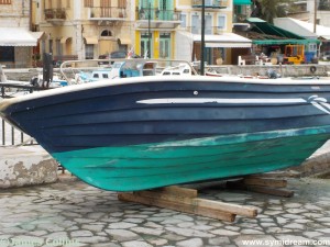 Sunday morning, the cat is up on the roof in the sun, half the housework is done, chicken is marinating in the kitchen ahead of a barbeque later and I am watching small fishing boats coming in and out of Harani down below me. The washing machine is on, I’ve checked my emails and messages, stripped the bed, put the washing up away, had a shower, hung things out to dry and am now sitting down to get ahead of myself by writing this, and it’s only 7.45.  The joys of having a loud cat.  The other night he was allowed to stay in and we avoided the 5.00 shout-out, but did have to put up with a 5.00 bedroom exploration instead. But at least I was able to stay in bed, mostly asleep, until half seven on that day. Last night we tried the same thing but this resulted in a ‘wanna go out’ shout at some deep-dark, unexplored, time of night, and so I got up to let him out. That was followed by early morning ‘I wanna come in’ shouts that finally got me out of bed at 6.30 – Neil had gone to see to his Lordship even earlier than that.  But, on the happy news side; we’ve had a good weekend so far and there’s still the children’s art class exhibition to go and view later this morning followed by the barbeque. We’re aiming for Nimborio for that but it will depend on the wind. It was blowing madly yesterday, and a bitter north wind was finding every possible crack to whistle in through in the house. There’s less wind today but it still looks cold out there.  The ear thing seems a bit better today too, though it’s still very noisy in there, but the keyboard isn’t sliding about too much. I've made an appointment with an ear doctor in Rhodes for the week after next, and hope to at least find out what causes all this and, even better, some way to get it under control. I have spoken to a doctor recently who thinks, as I do, that it’s caused by some kind of RSI, from sitting here at the desk blogging away all day (almost) every day; pressure on a part of the back or neck that restricts blood flow to the inner ear. It’s one possibility and the most likely. He recommended acupuncture but that sounds far to much like changing a tyre under water for me. I suppose I could try randomly sticking pins in myself, it would be a lot more pleasurable than the tablets I tried on Friday. ‘Vertigo-Vomex’ (I've had them before, I should have known better). Yes, yucky name, and yes the dizziness did stop but that was only because I was so drowsy from them that I was practically drooling. Took me a good 24 hours to get just two of them out of my system and start functioning again.  But hey! You didn’t sit down here to read about all that. You want to know the latest Symi gossip. Well, what can I tell you? Her form down the road hasn’t washed her step and is no better than she should be, and he from along the lane is reportedly seeing someone who you would never guess, and that scandal over at number 26 with the politician’s brother’s other half and the milk bottle, well, what an odyssey that’s been…   I’ll be back with more of the same during the week. A week which is a birthday week. And to celebrate my 52nd I have arranged for Richard III to be buried on my birthday. And that was not easy to arrange I can tell you!