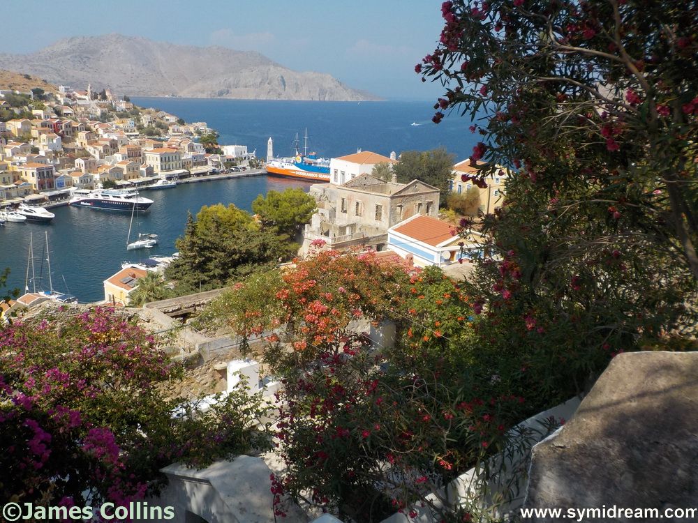 Unusual view of Yialos